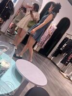 偷拍系列：商场里的逛街母狗，骚的很2