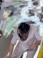 给你们看看小姨子的胸0