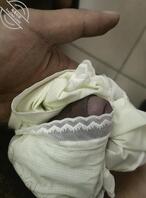 最近失业了，没地方住，今天晚上搬到妹妹家了，想操她怎么办，急2