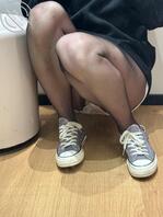 更衣室系列2，等天气暖了准备搞一搞漏出？