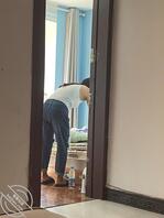 原创(10)回老家了,这次偷拍老妈没被发现,早晚干她!1