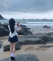 （乱伦）操表妹，在酒店摸着表妹胸，表妹亲自给我打飞机1