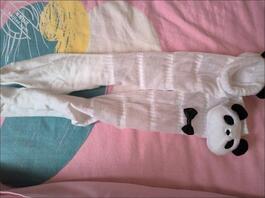 去亲戚家玩，趁着屋里人都出去买水果的间隙，找到表妹这个袜子，想打很久了0