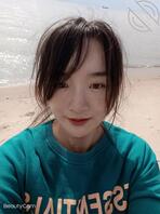 鸡巴套子骚妈刘晓娜，绿妈奴求野爹射屏辱骂，把我妈的子宫射满精子