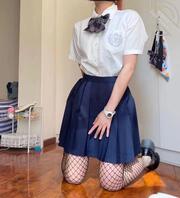 1与龙凤胎妹妹同考一所大学,没有了父母的约束,我这么多年的想法压不住了!0