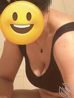 怎么能搞定我的巨乳丈母娘？0