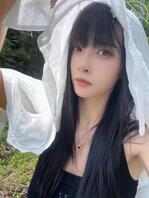 姐姐晚上好不容易睡下了，偷偷到卧室拍一下，带生活照0