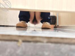 原创厕拍 再次拍到这个小少妇，可能刚刚经历了一场恶战吧1