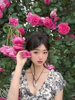 我是研究生女大邱洁磊，反差母狗婊子一条求玩弄1