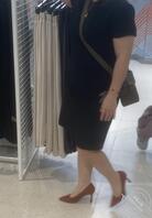 抄底高跟少妇 老公就在旁边可惜这能拍成这样0