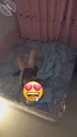 小胖原创19.妈妈自慰了,看到视频的我忍不住到卫生间拿妈妈的内裤打个手枪