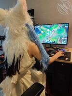 (原创16)电竞房里边玩游戏边艹骚妹,好玩而且很爽0