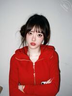 小穴好痒，求哥哥们颜射1