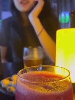 酒吧搭讪妹子灌醉直接插入