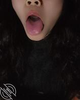 06骚货女大自愿做主人的肉便器，求求主人们羞辱调教小母狗0