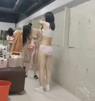为啥偷拍大学女浴室的人那么少？你们想看吗？2