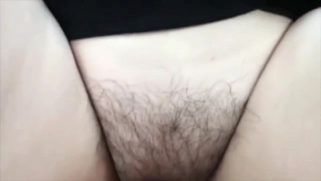 和52岁丰满大屁股熟女大妈车震操逼，大妈身材很丰满胸大屁股肥，太爽了