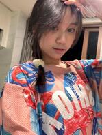 珠海女高刘晓蓝自爆挑战，求爸爸们粗口羞辱小母狗，认识的可以给操哦