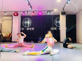 双胞胎又怎么样，操了其中一个。1