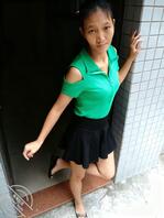 有没有帅哥帮我脱光衣服0