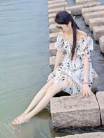 少妇人妻的大白腿和玉足，太诱人了。