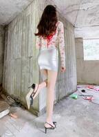 哄骗小悦到废弃工地中  后入嫩穴肉棒猛插到高潮四
溢   再射满性感翘臀2