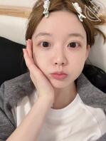 好可爱，好想艹哭她1