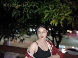 高颜值前女友，分手了独乐乐不如众乐乐