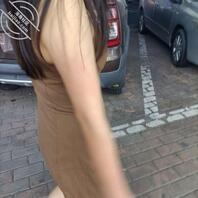 (原创姐姐2)如约跟姐姐去逛街。姐姐的身材让我着迷0