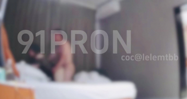 骚妻单约兵哥哥远程观看