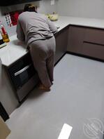 大年初一，朋友家做客大屁股媳妇0