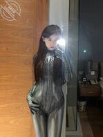 蜘蛛侠紧身衣美女，感觉真好