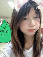 趁反差母狗姐姐睡着偷拍她的骚奶子