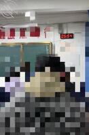 &nbsp;33放学回家买束玫瑰加百合给老妈道歉