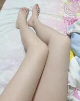 一位爸爸投稿 想要看脚脚和我的腿。开了美颜哟