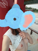 骚货一枚，欢迎鉴赏。第三更，漏出，身高175，体重110斤，身材，极品。1