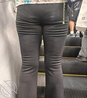 御姐少妇的黑色紧身裤2