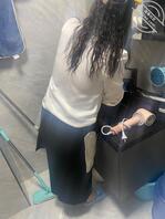 3、周末必须在家整活,拿姐姐内裤打了飞机,好爽。射到了姐姐水杯里。0