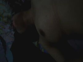 你给我舔舔...扣扣我...好舒服...受不了啦&hellip;露脸发骚！！！