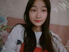 反差母狗露脸漏奶子自拍0