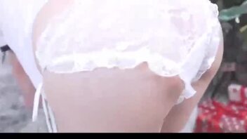 妹妹可爱太过调皮，穿着白丝诱惑，被就地正法