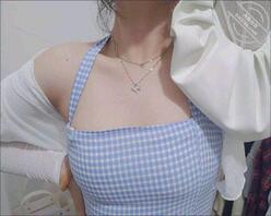 【原创6】幻想黄瓜是“公公”的鸡巴,插满我的阴道。0