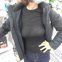 平时不爱穿内衣的老婆，胸都下垂了2