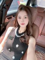 高高瘦瘦的人妻小骚妇1