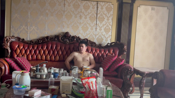 [原创]操自己调教的小母狗（沙发）