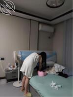 09.想偷拍一下女儿的小穴,居然拍到了全裸2