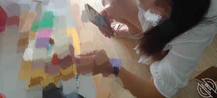 妈妈闺蜜劝妈乱伦,我将鸡巴放妈手心2