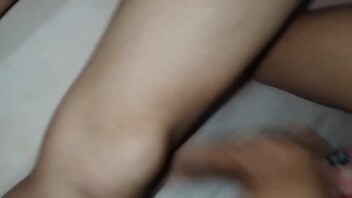 丈母娘好会坐，姨妈都操出来了