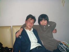 骚笔母狗梁洁有认识的吗？送你们一夜怎么玩她2