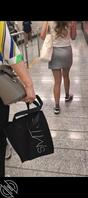 跟拍美腿抄底1